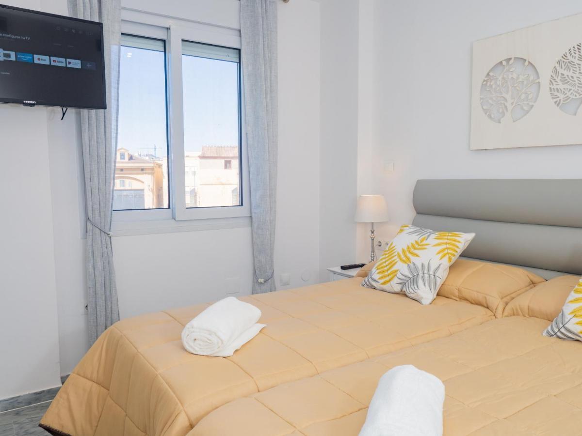Cubo'S Apartamento Atocha With Optional Parking Málaga Esterno foto